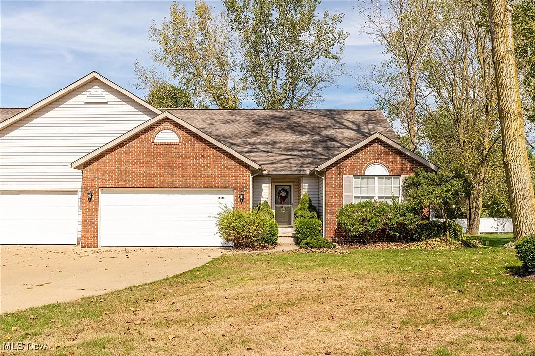 10380 Sudbury Cir NW photo 1
