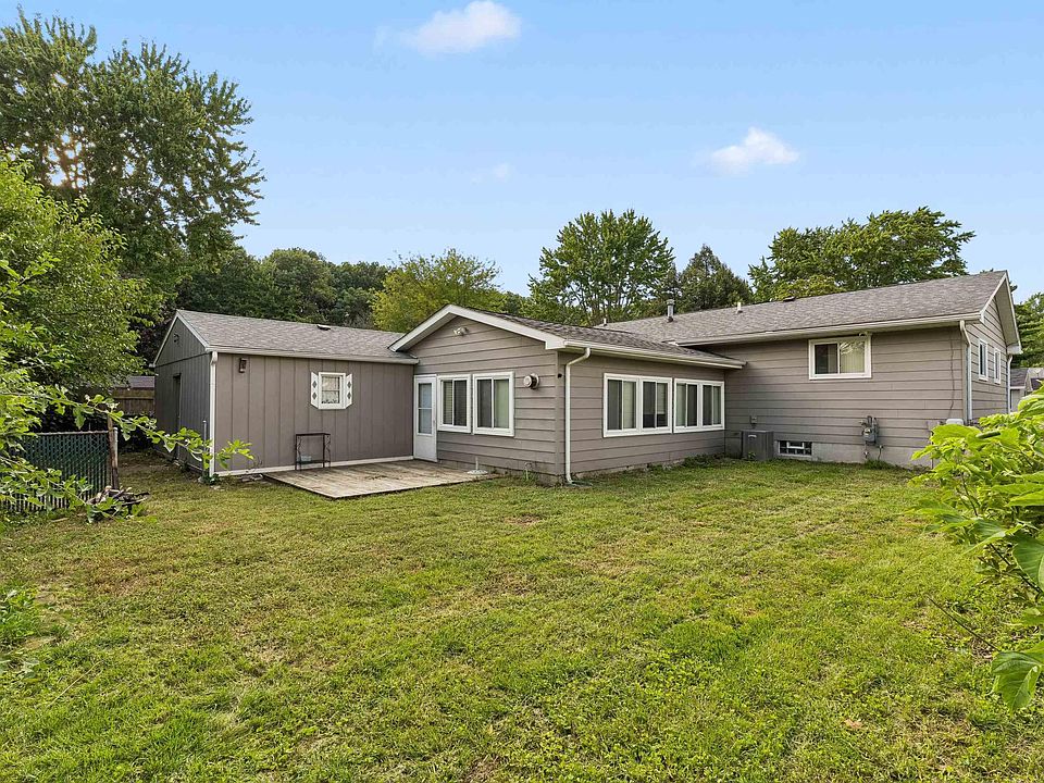 1436 Devonshire Ln, photo 6