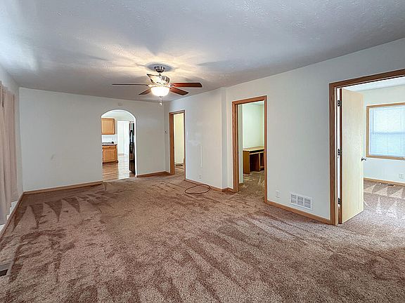 4th image of 3024 Avenue L