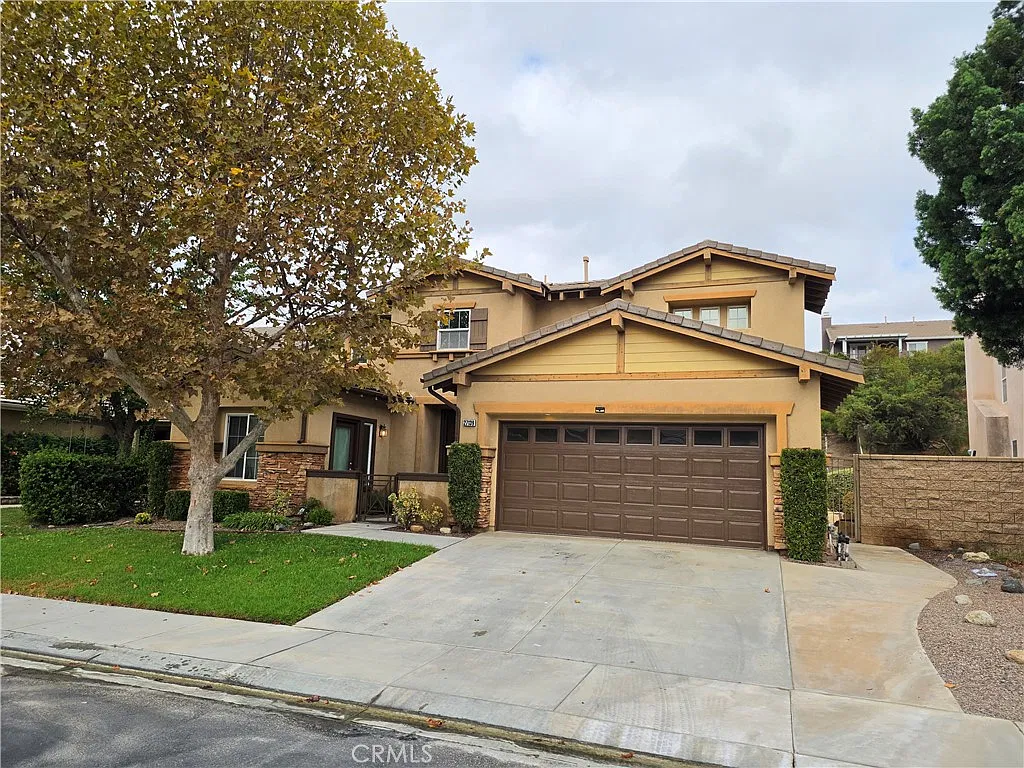 4 bed, 3.0 bath, 3502 sqft, $4,250 — Photo 2
