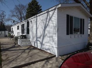 121 Willow Oak Dr, Morton, IL 61550