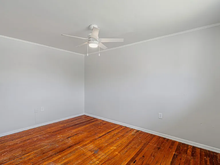 2114 Washington Ave #3 — Photo 6