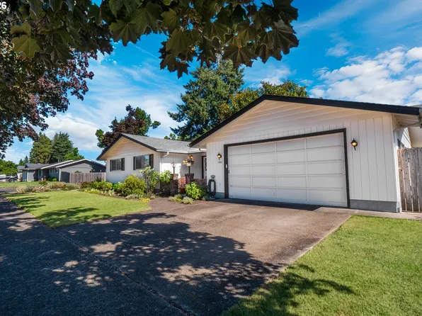 1421 Lawnridge Ave, Springfield, OR 97477
