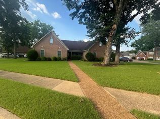 5246 S Autumn Forrest Dr, Memphis, TN 38125