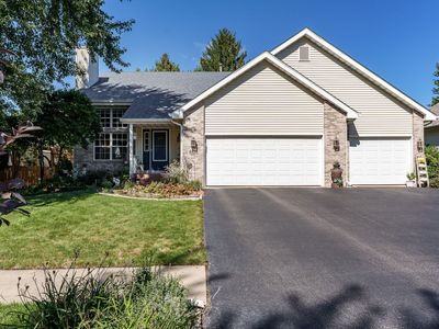 6836 Chandelier Dr, Loves Park, IL, 61111