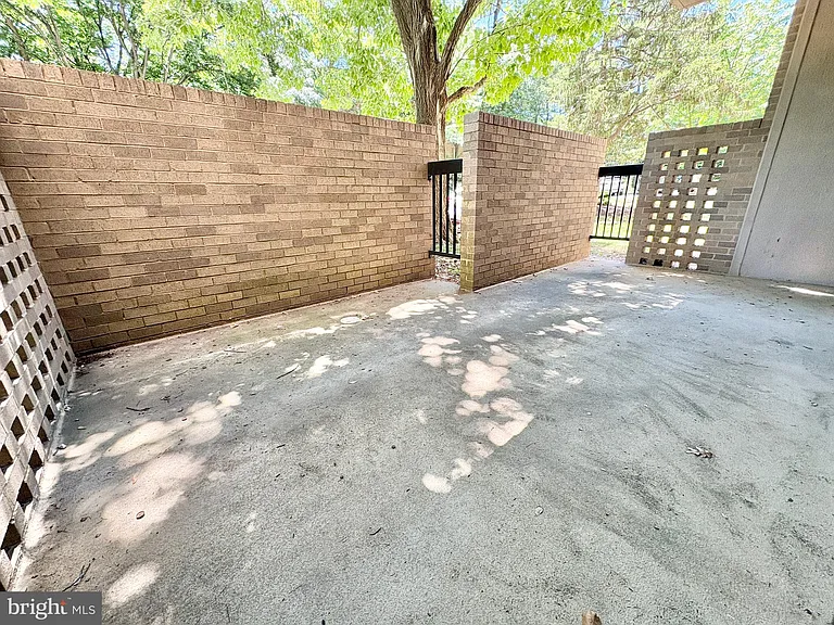 3713 George Mason Dr #T5W — Photo 20