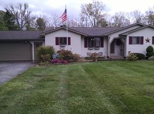 9193 Graytrax Rd, Grand Blanc, MI 48439