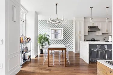 Rented by (Legacy) Elegran