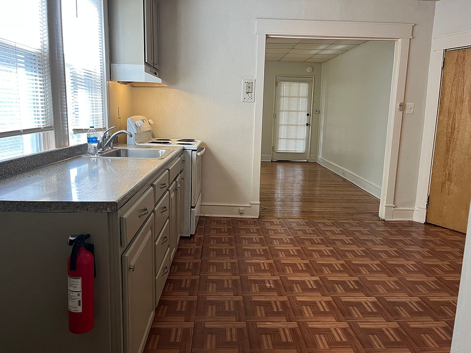 1st image of 7353 Sackett St #1
