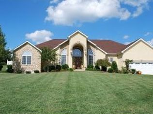 665 Gray Station Rd, Gray, TN 37615