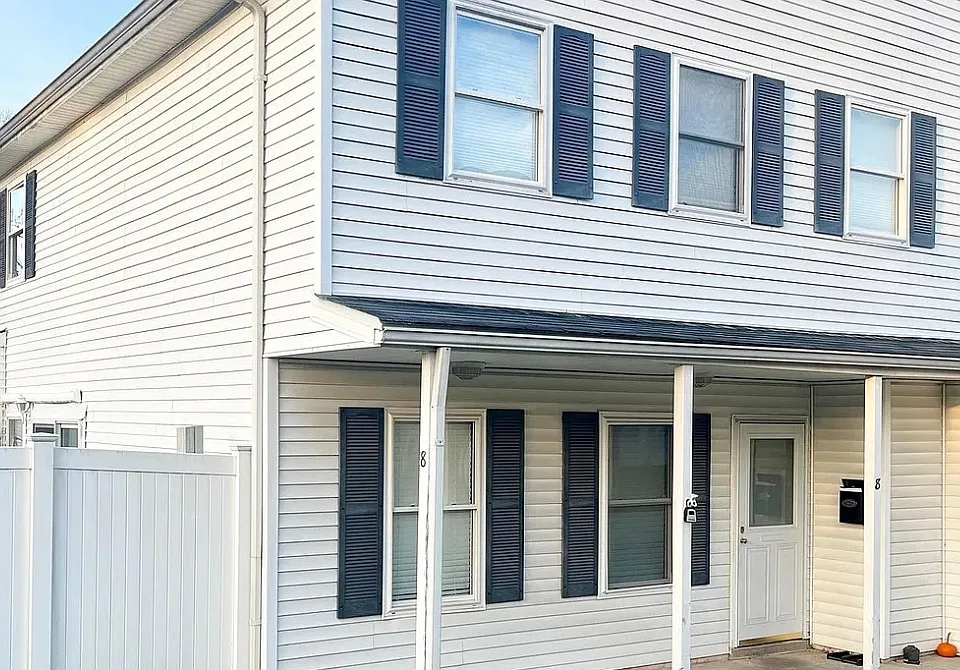 8 Reliance Ct