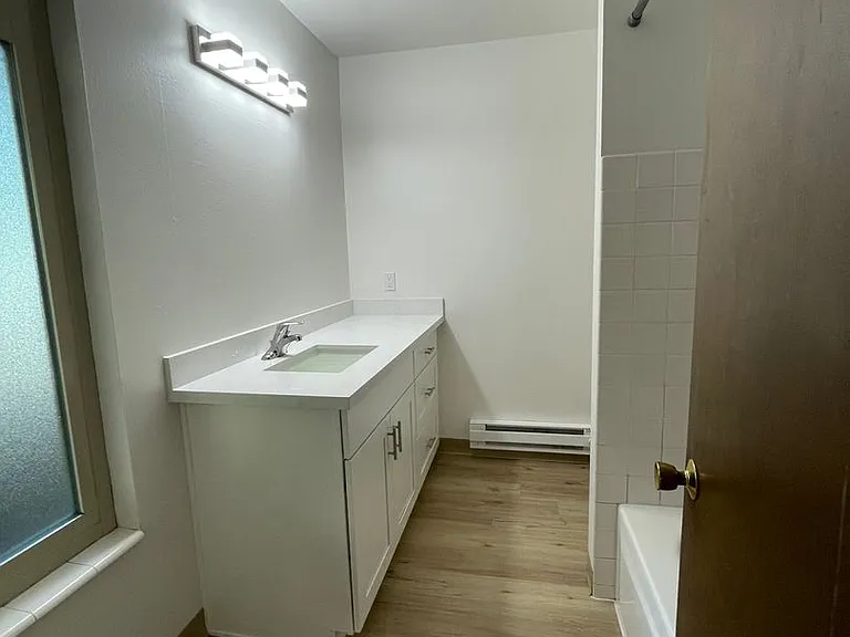 Franklin Apartments — Photo 28