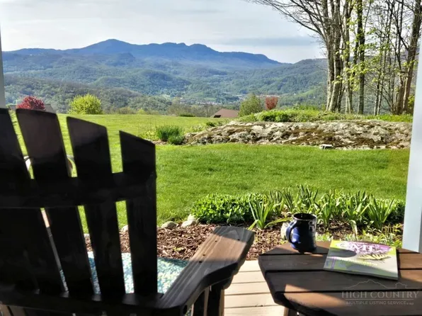 559 Banner Grande Lane, Banner Elk, NC 28604