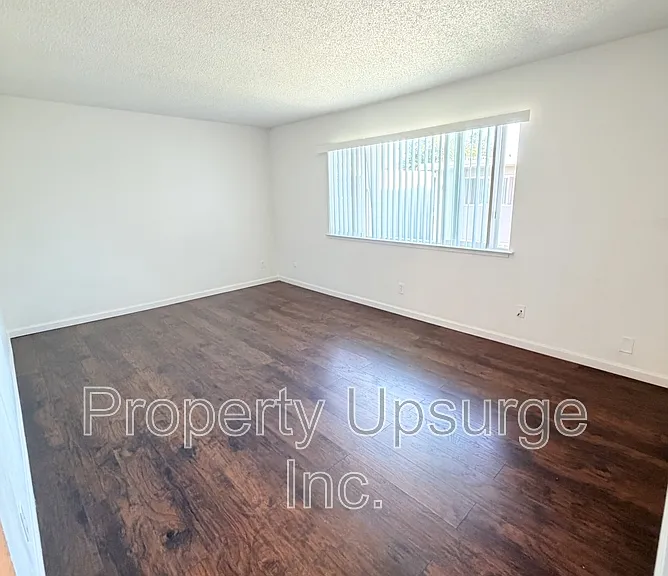 The Estate — Photo 47