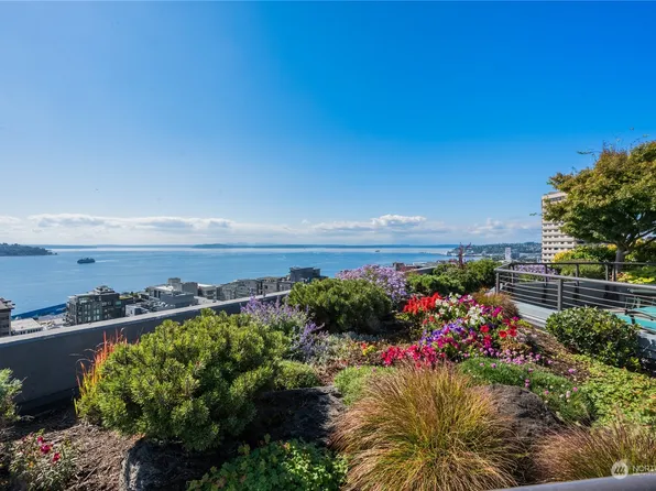 2621 2nd Avenue #1405, Seattle, WA 98121
