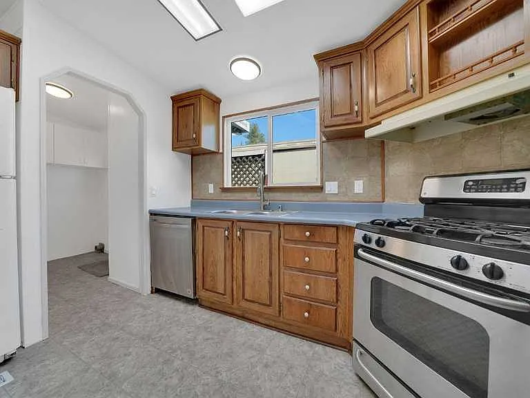 5604 Heritage Dr — Photo 8