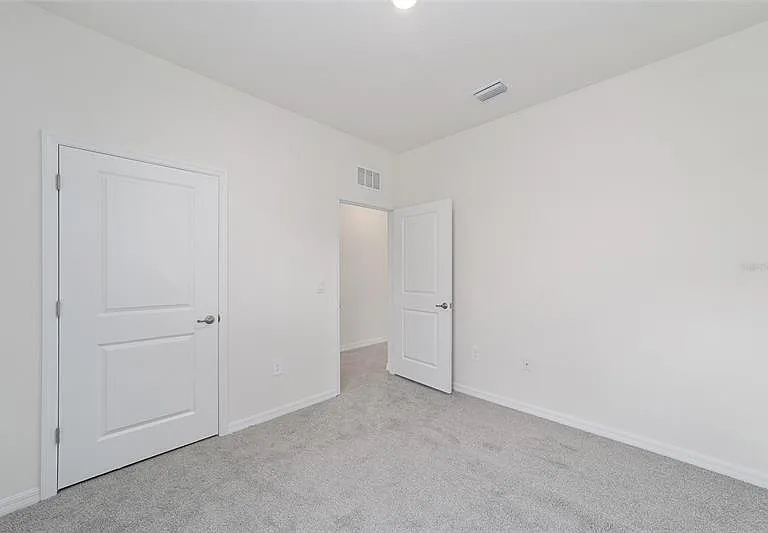 4111 NW 44th Cir — Photo 21