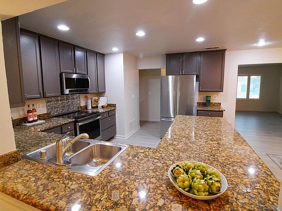 3rd image of 260 N Evelyn Circle