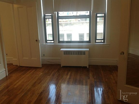 2nd image of 287 Amsterdam Ave #404