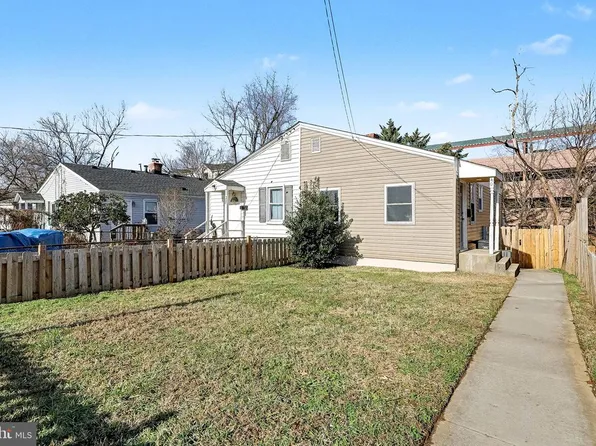 40 E Reed Ave, Alexandria, VA 22305