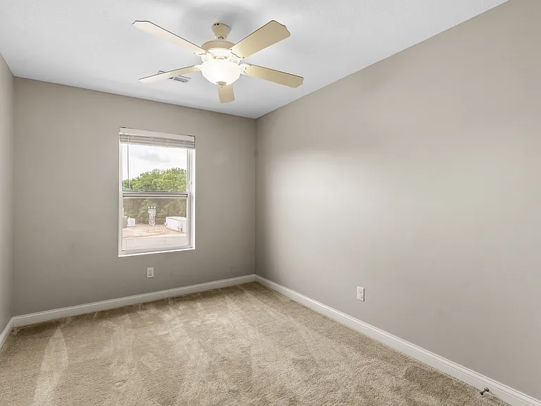 5015-5091 Devils Glen Rd #5021 — Photo 21