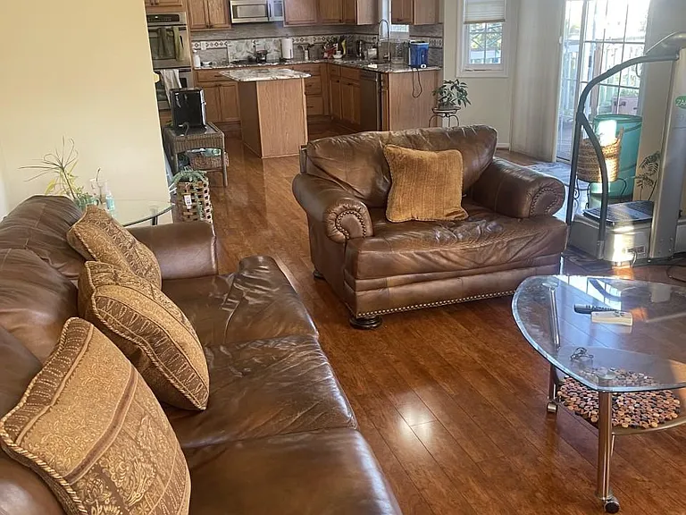 125 Rosemary Ct — Photo 7
