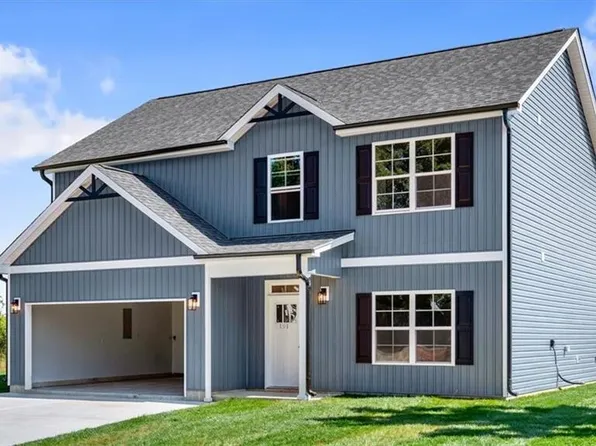 1913 Dockery Rd, Reidsville, NC 27320