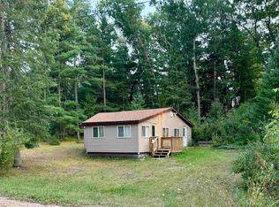 6960 Rumsay St, Harrison, MI 48625