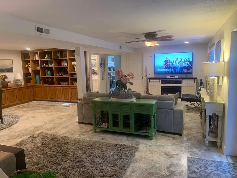 133 W Sugar Leo Rd #M — Photo 11