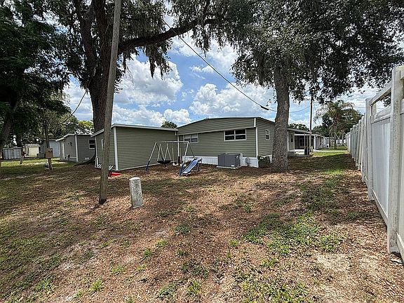 3rd image of 38139 Raven Rd
