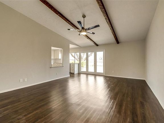 5th image of 5001 Roberts Dr