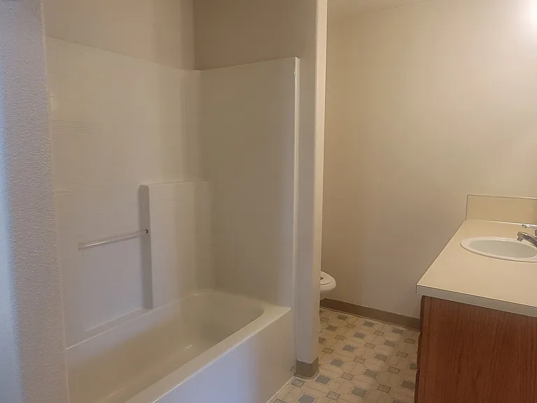 375 W Historic Columbia River Hwy #375 — Photo 5