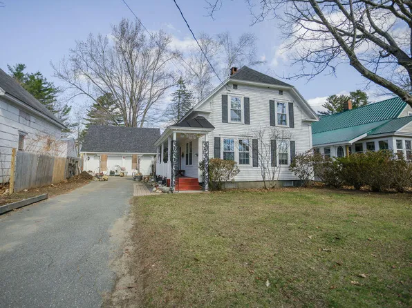 140 Maple Avenue, Farmington, ME 04938