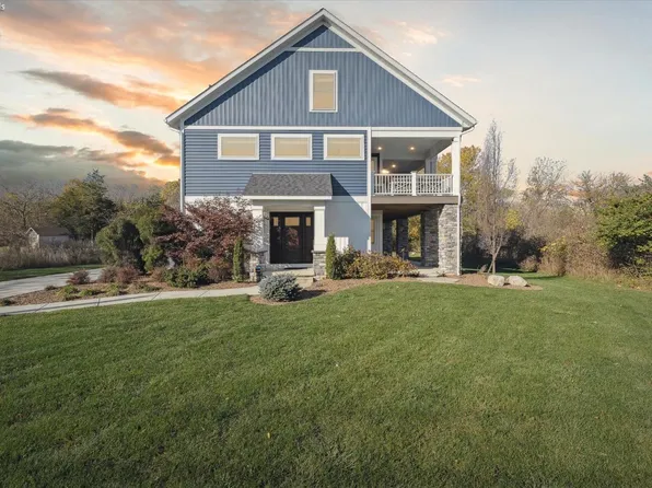 525 Monaghan Rd, Kelleys Island, OH 43438