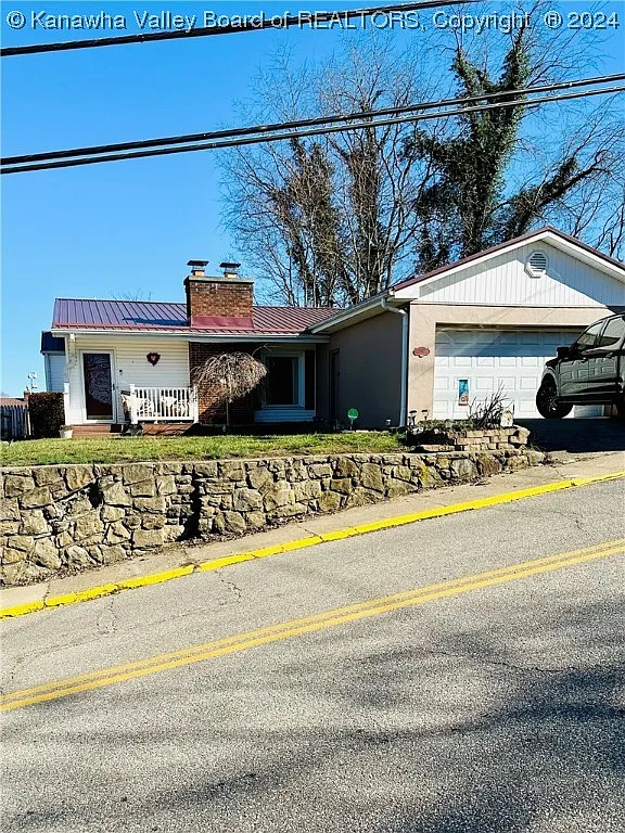 215 Central Ave photo 1