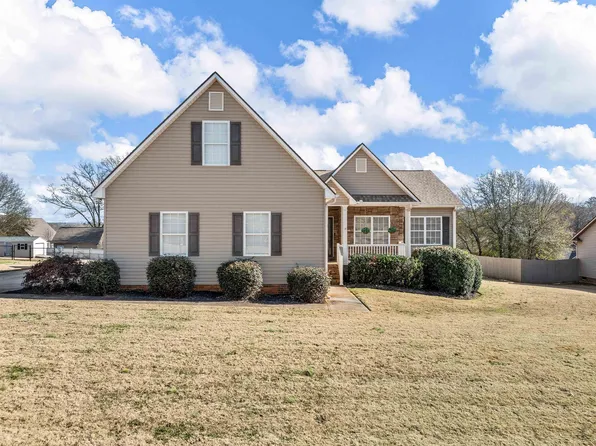 380 Saddlers Run, Chesnee, SC 29323