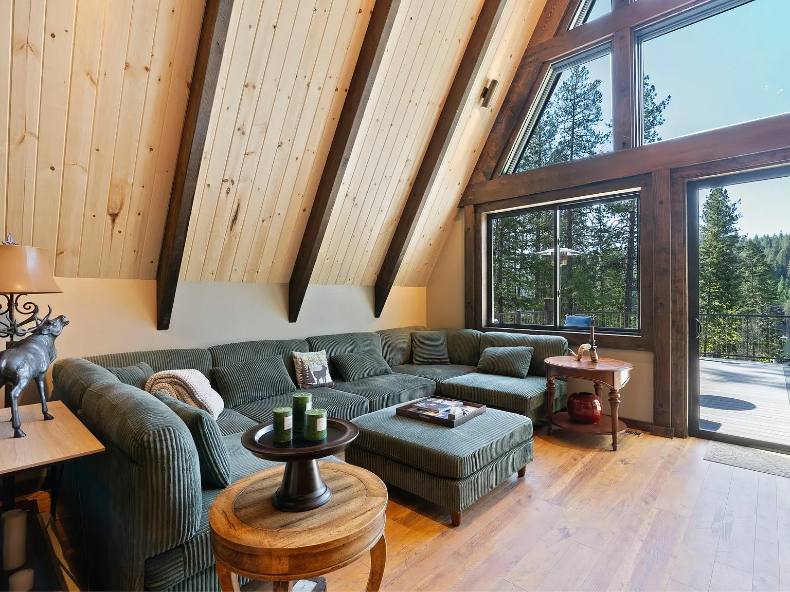 4 bed, 3000 sqft, $5,000 — Photo 3