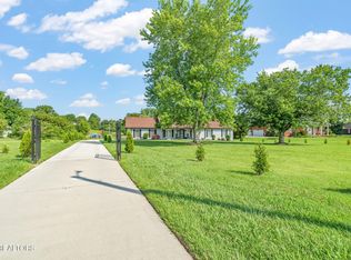 3005 E Emory Rd, Knoxville, TN 37938