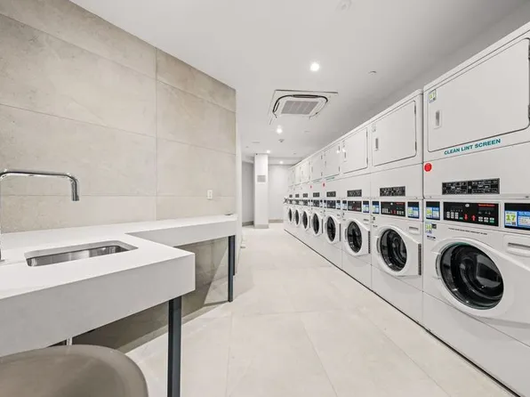 2-24 26th Avenue image 17 of 21