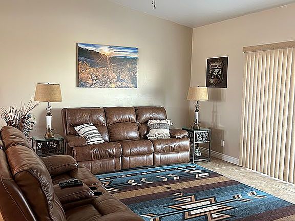 4th image of 2967 Caravelle Dr