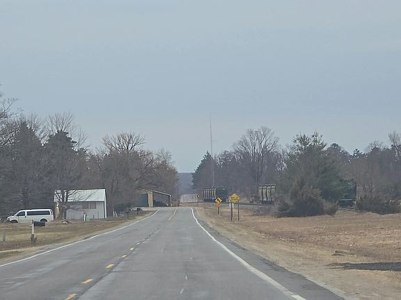 4th image of 1012 S Haskins Rd