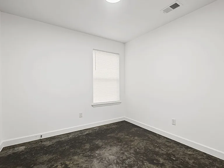 3187 Millwood Rd — Photo 9