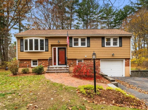 15 Governor Peabody Rd, Billerica, MA 01821