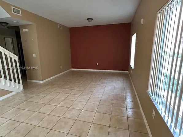 745 SW 107th Ave #2207, Pembroke Pines, FL 33025