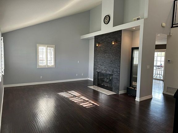 3rd image of 4955 Palo Verde Ave