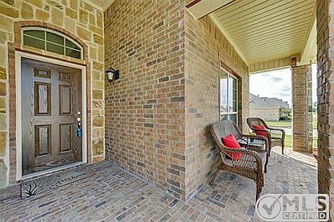 3rd image of 7815 Black Willow Ln