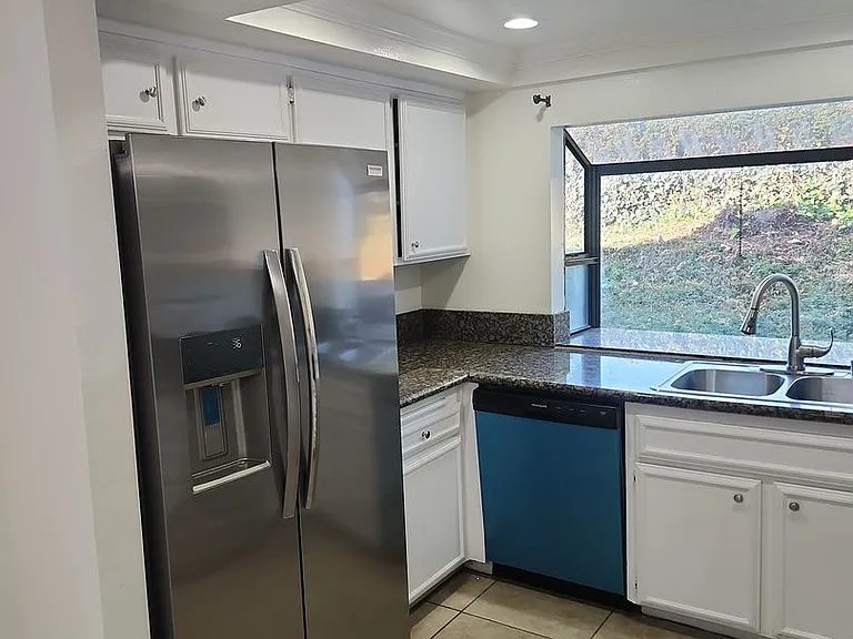2216 Loggers Ln — Photo 22
