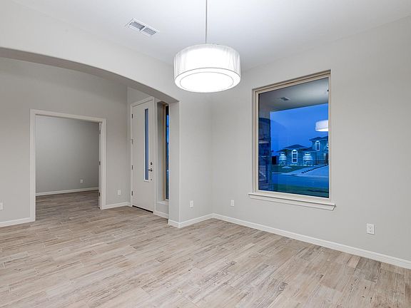 4th image of 4404 Caddo Ln