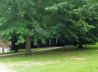 335 Eagle Creek Rd, Smithville, TN 37166