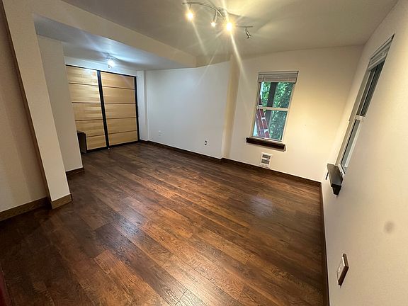 4th image of 10106 16th Ave S #B